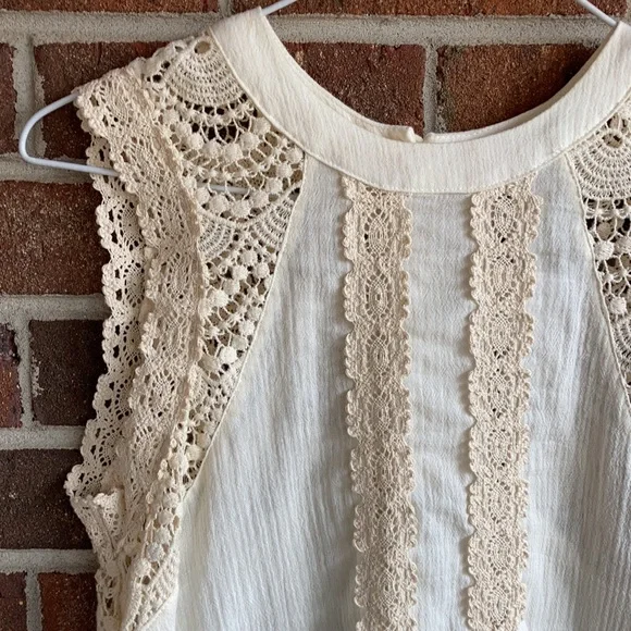 NWT Ecoté Lace High Neck Tank Cream White S - Picture 4 of 9